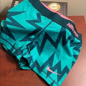 Nike Lady Pro Core II Compression, Green Print